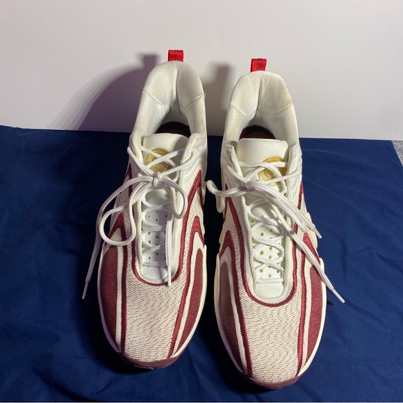 Nike Cosmic Unity - Picture 2 of 4